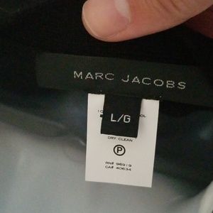 Marc Jacobs Sweaters - Marc Jacobs v neck cropped sweater size L Marc Jacobs Sweaters - Marc Jacobs v neck cropped sweater size L